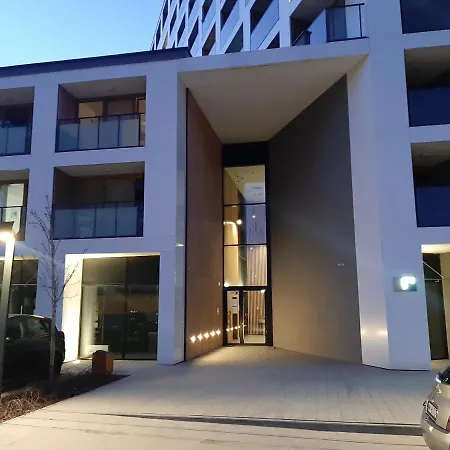 アパート Pianista ワルシャワ